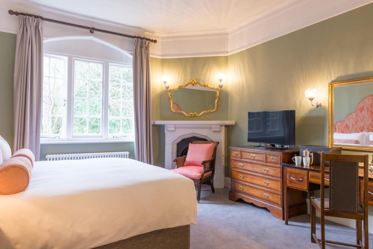 Burley Manor Hotel Buitenkant foto
