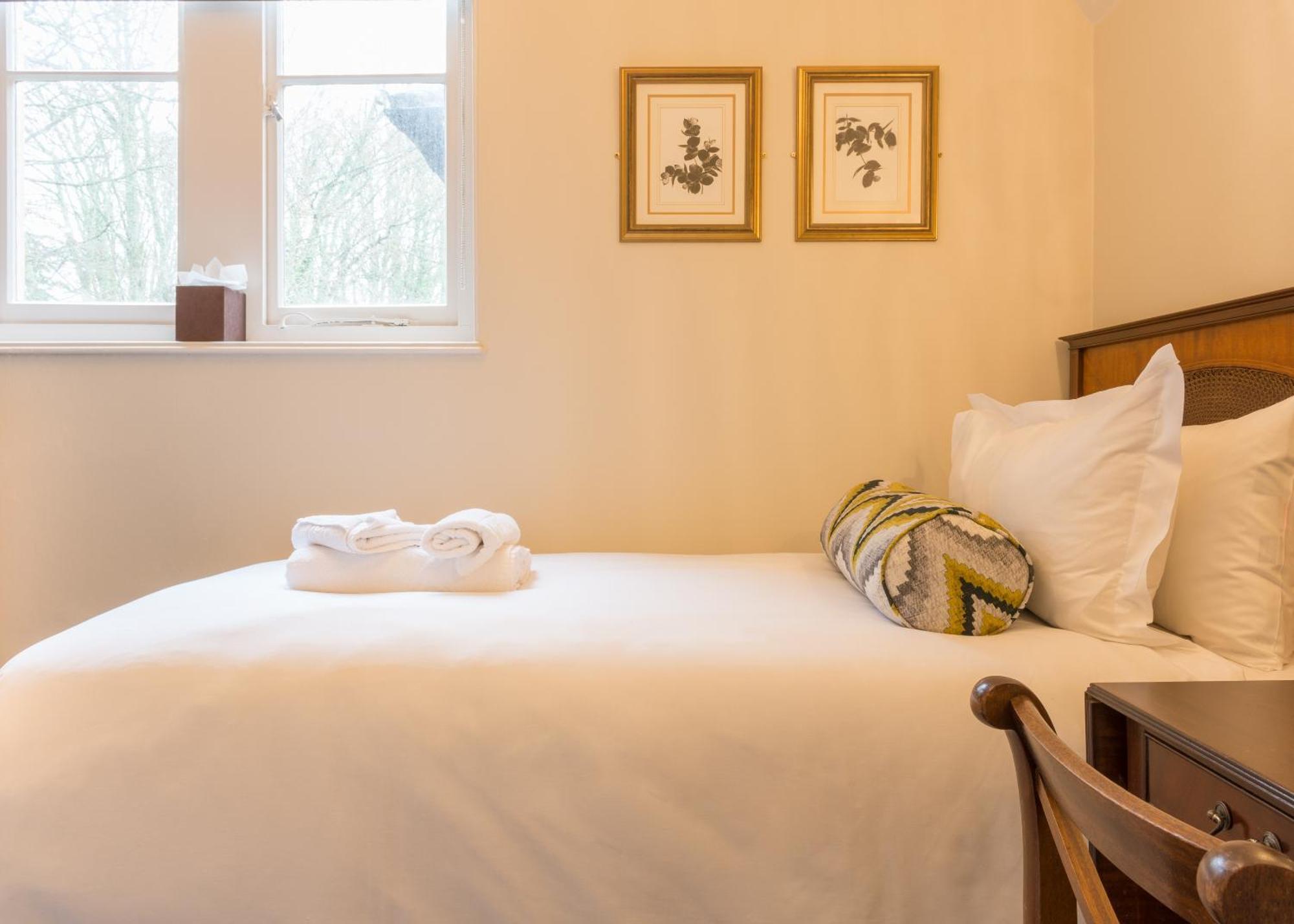 Burley Manor Hotel Kamer foto