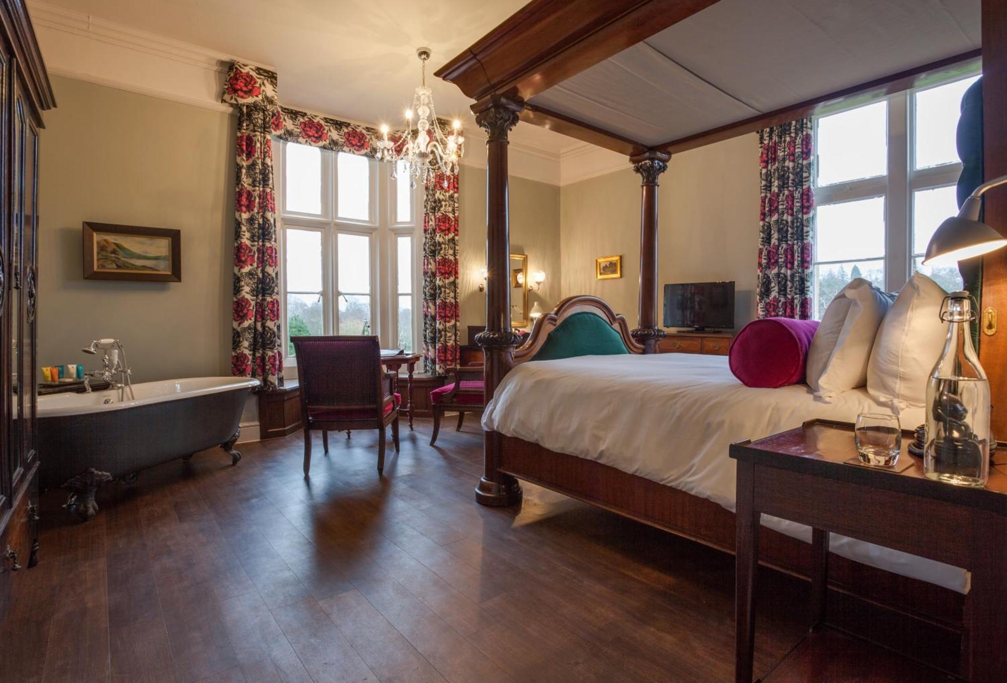 Burley Manor Hotel Buitenkant foto